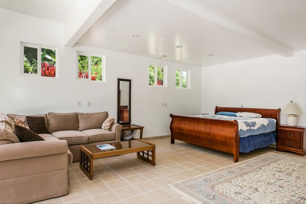 Bedroom-Suite_1800x1200_1965491