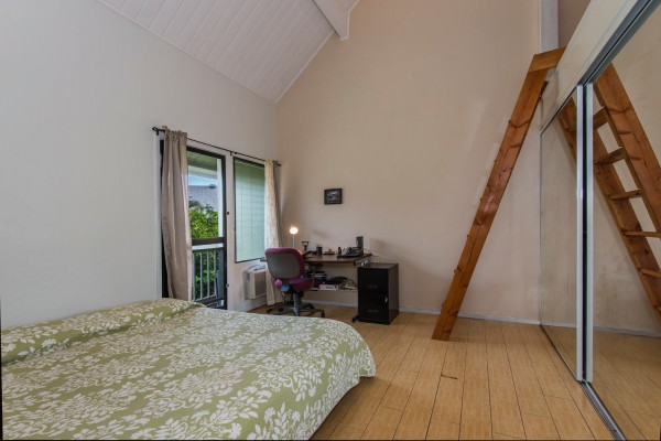 Master bedroom with Loft